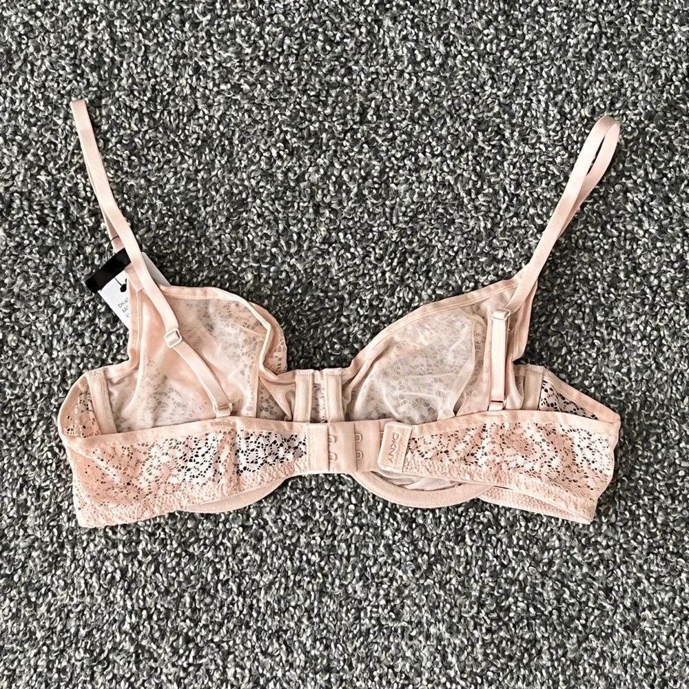 DKNY Lace Underwire Bra in Dusty Rose Size 36A